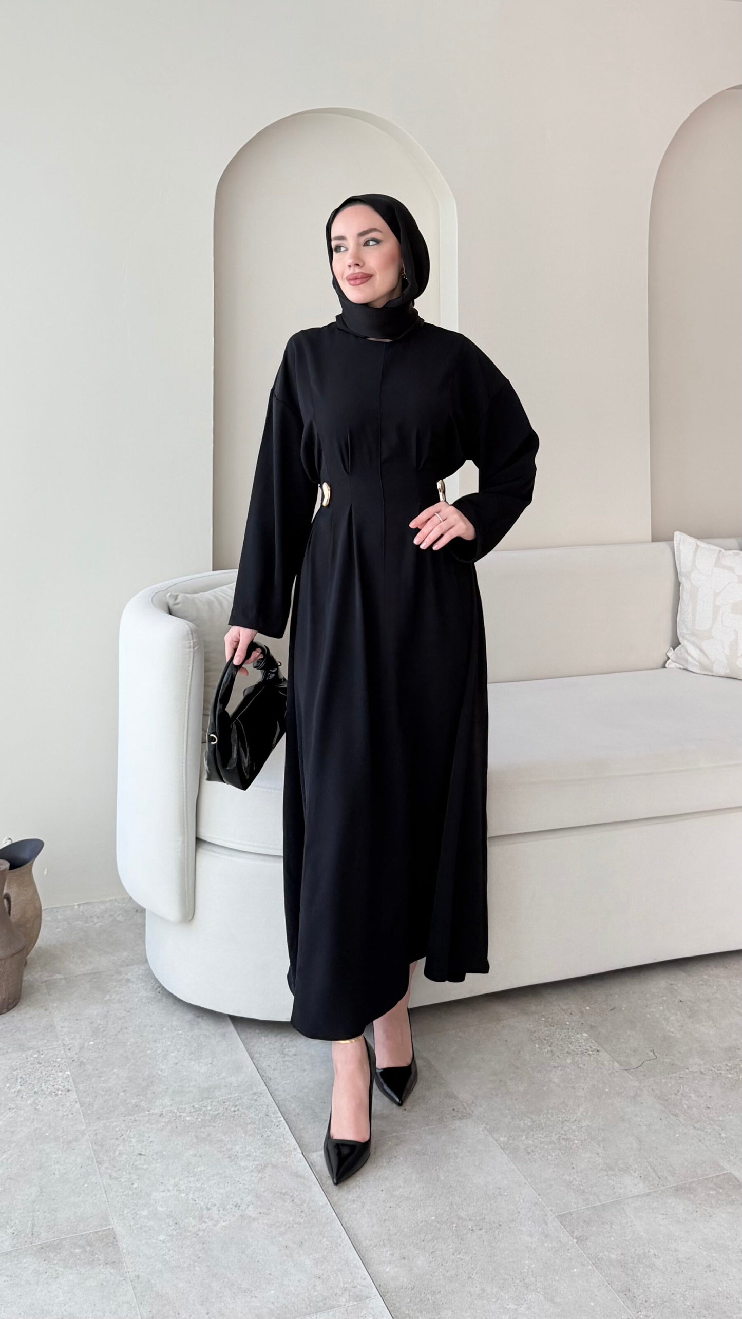 Meyla Gold Detaylı Elbise – Siyah