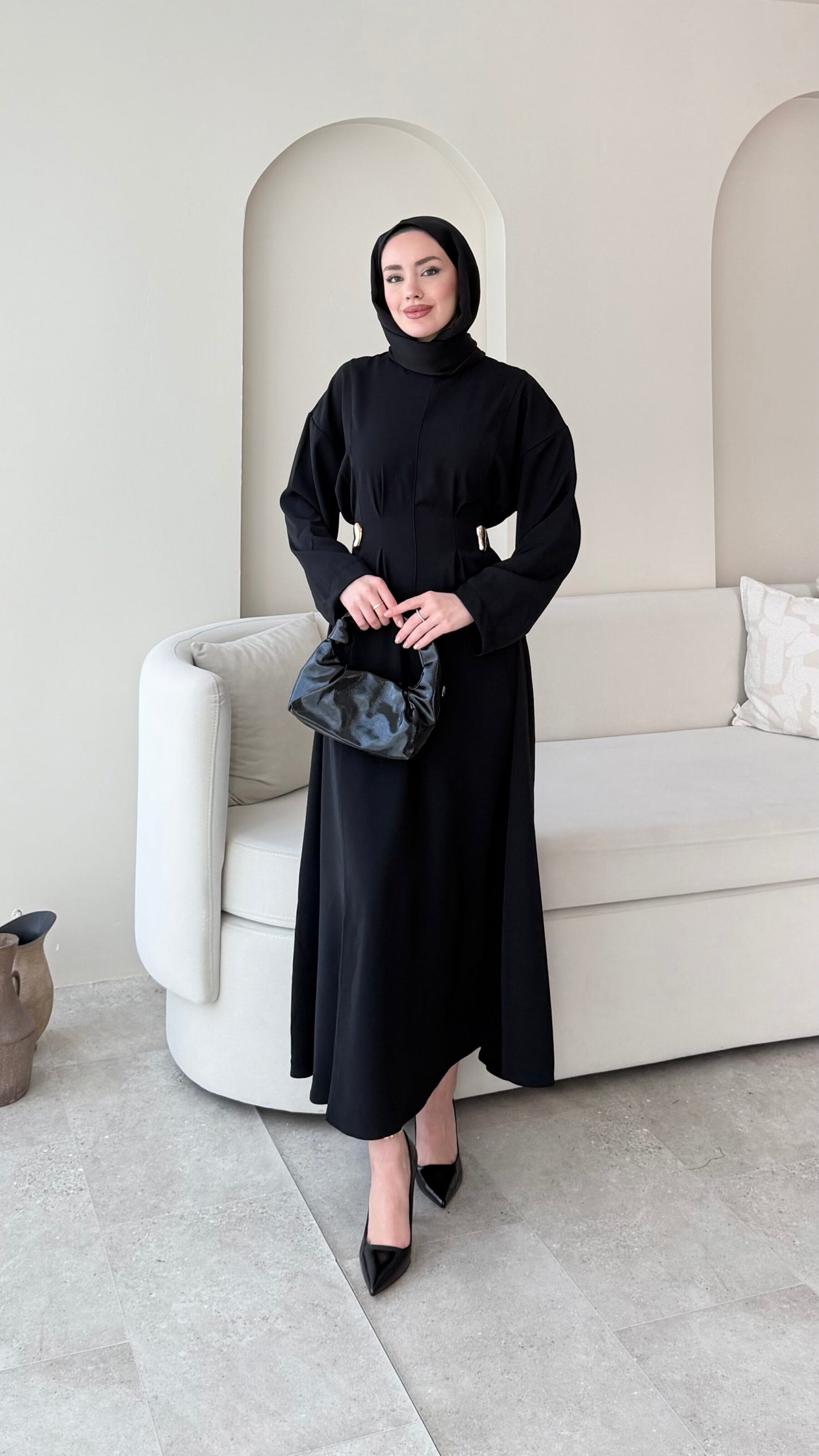 Meyla Gold Detaylı Elbise – Siyah