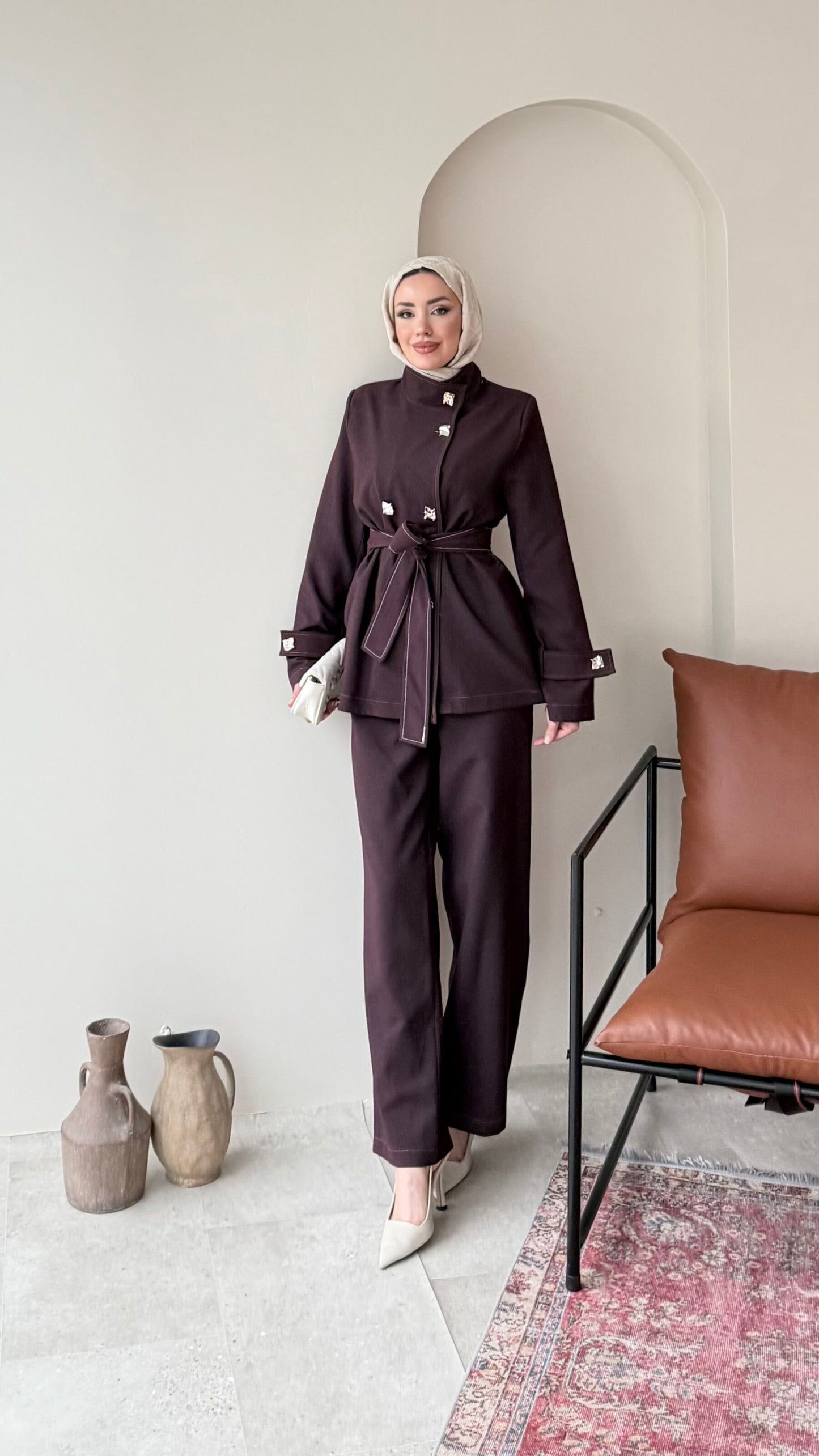 Miri Düğme Detaylı Takım – Mürdüm