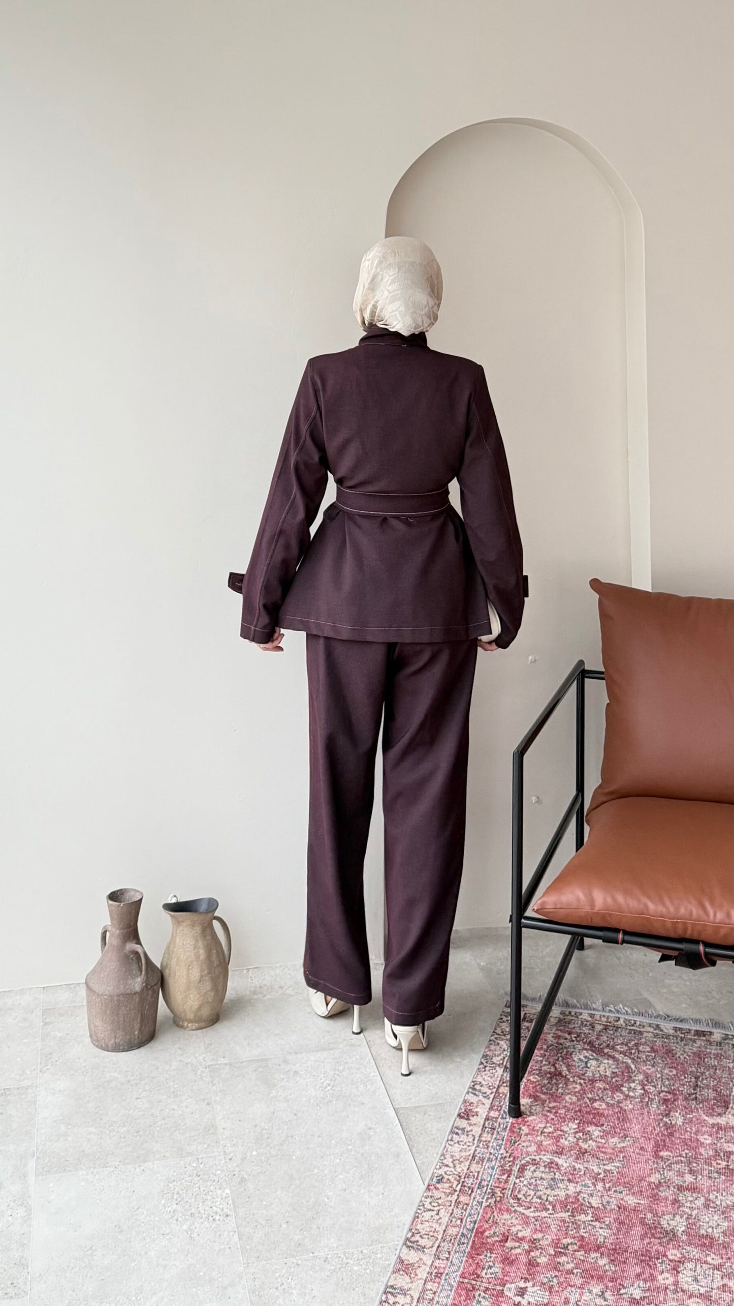 Miri Düğme Detaylı Takım – Mürdüm