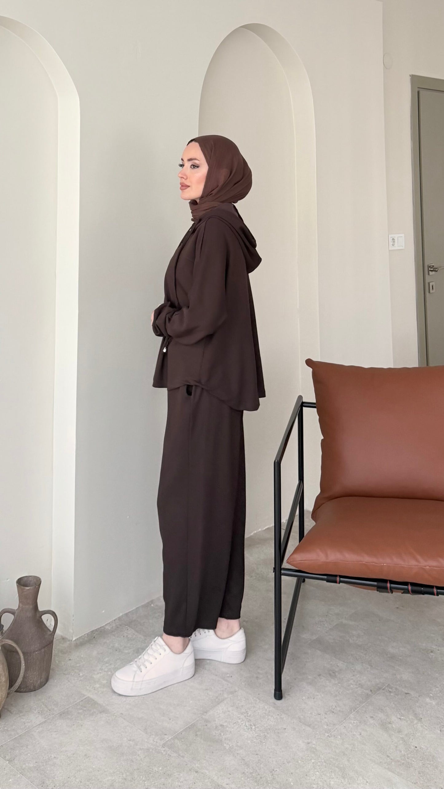 Mona Oyşo Takım – Kahve