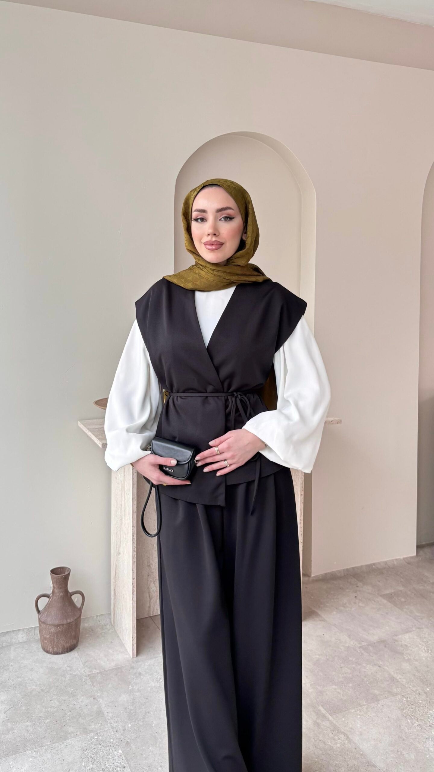 Calm Yelekli Takım – Siyah