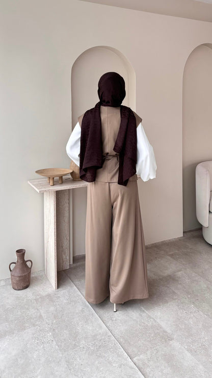 Calm Yelekli Takım – Vizon