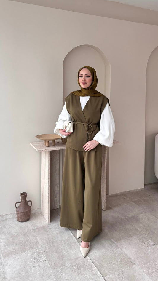 Calm Yelekli Takım – Yağ Yeşili