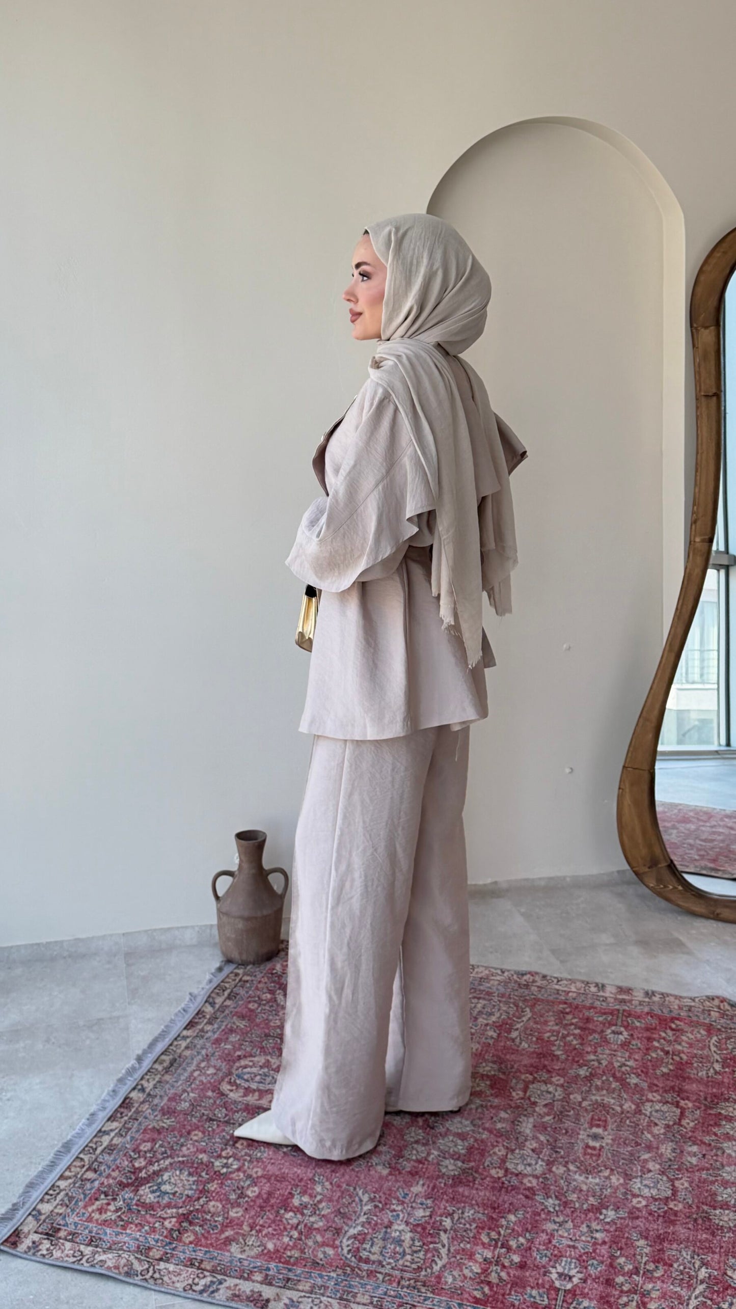 Hare Taşlı Takım – Taş