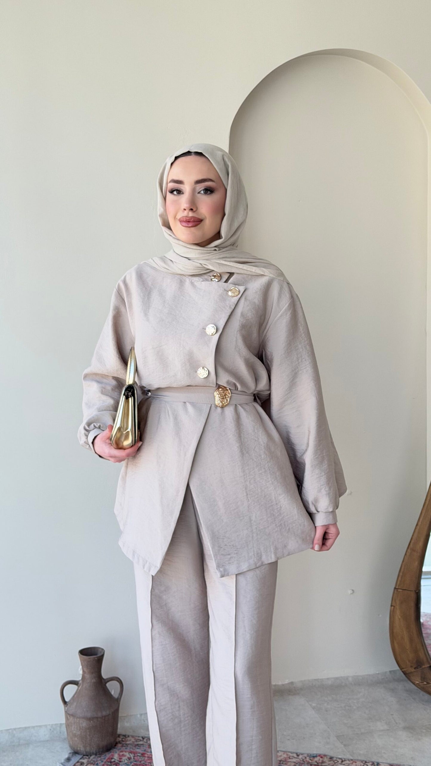 Hare Taşlı Takım – Taş