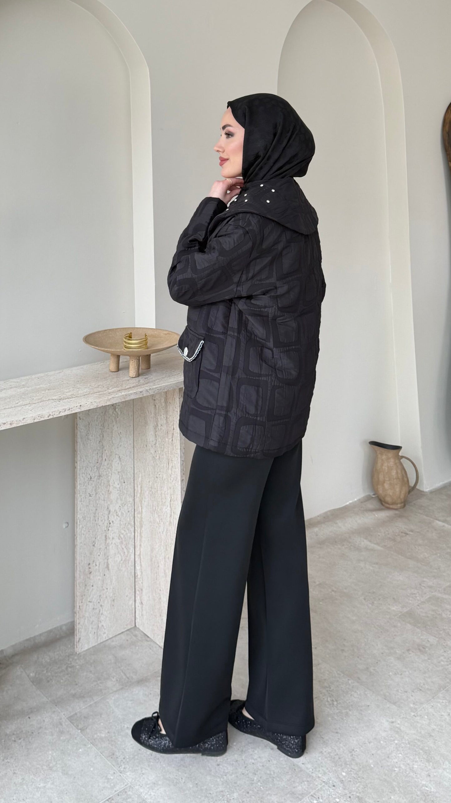 Lara Geometrik Desen Ceket – Siyah